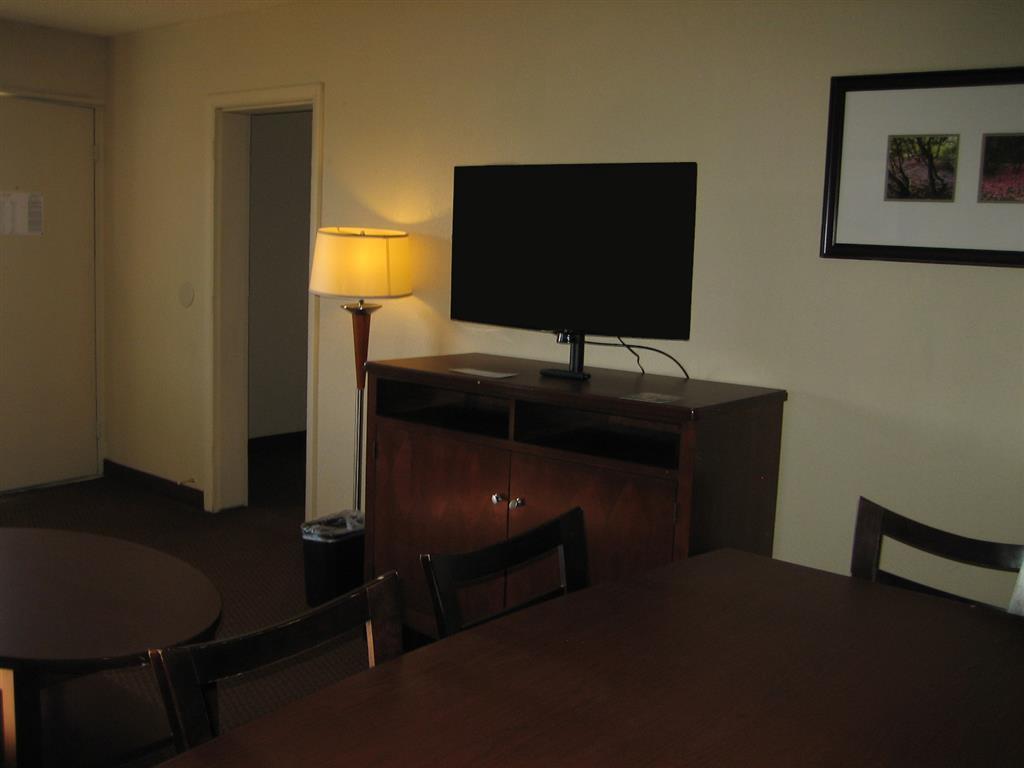 Relax Inn Topeka Room photo